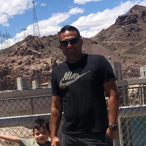 Meet your Posher, Noe